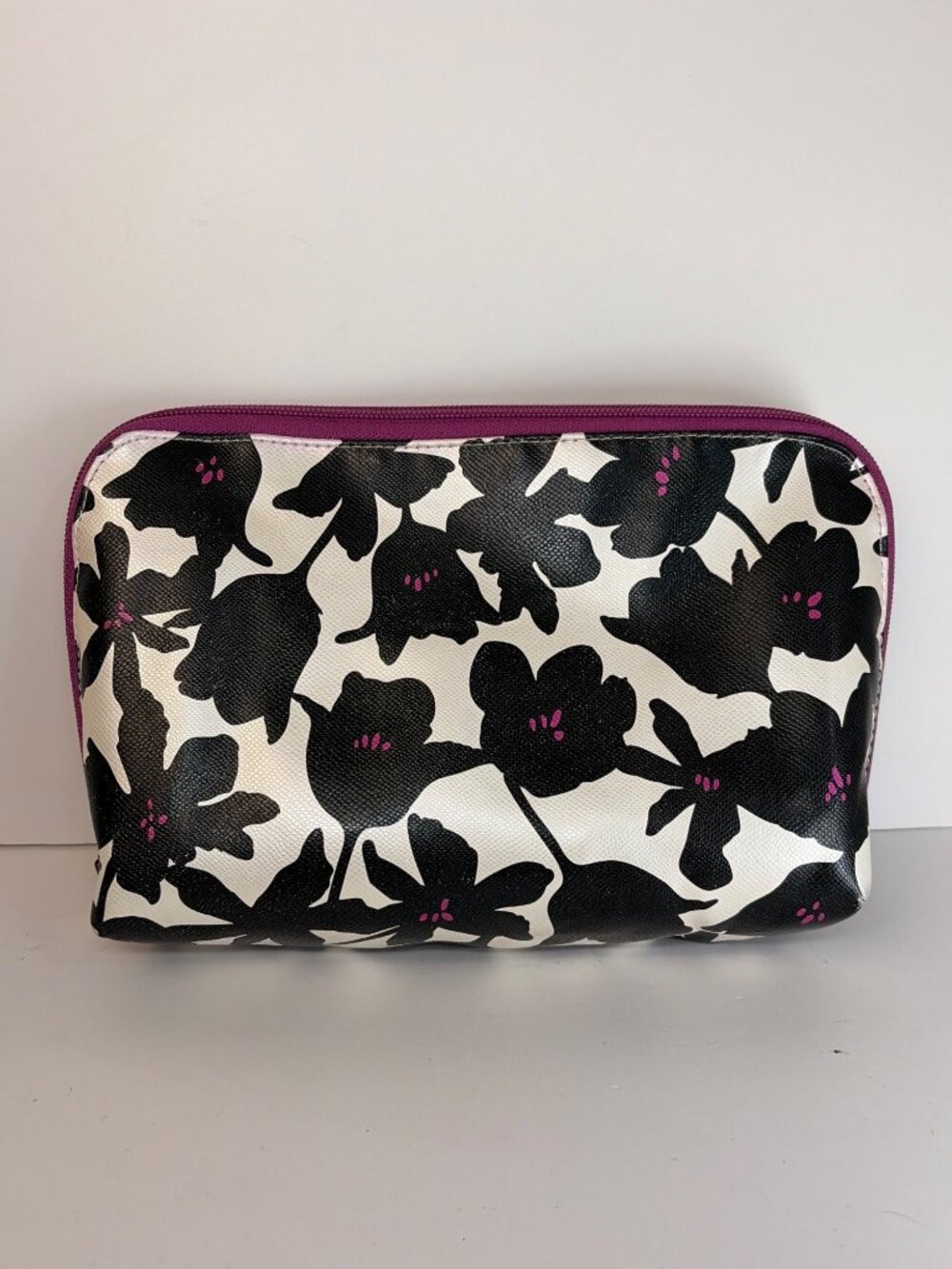 Modella Floral Cosmetic Bag Makeup Pouch Black White Accent Zipper Case